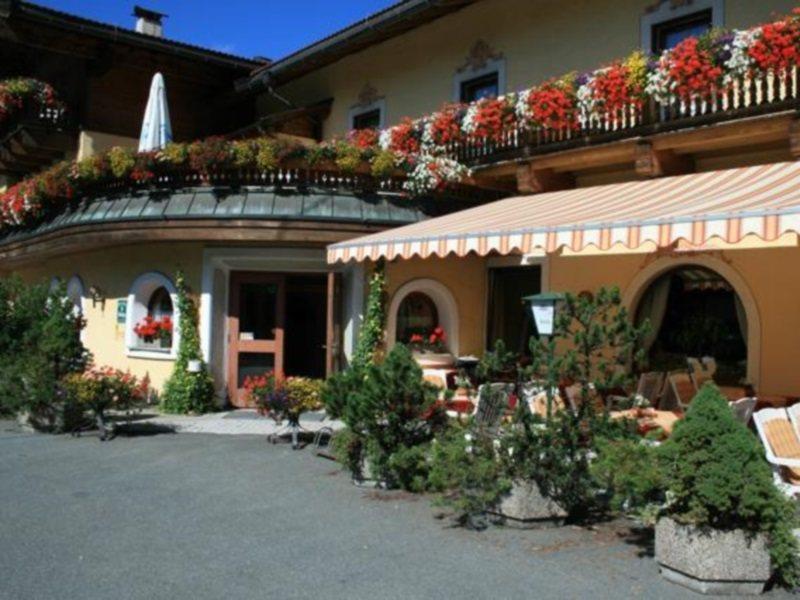 Landgasthof Knappenstuben Fieberbrunn Exterior foto